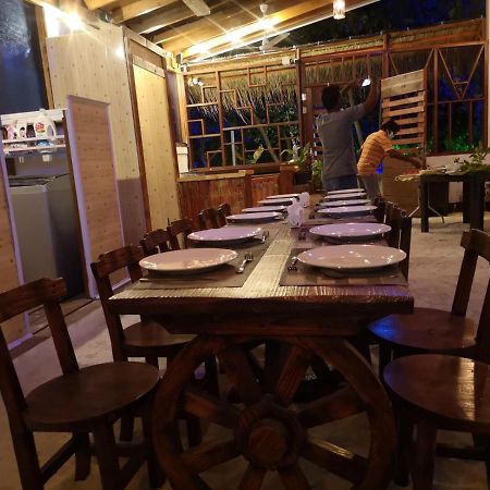 Golhaa View Inn By Tes Thulusdhoo Bagian luar foto