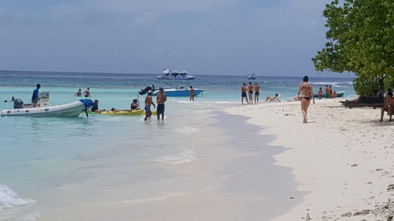 Golhaa View Inn By Tes Thulusdhoo Bagian luar foto