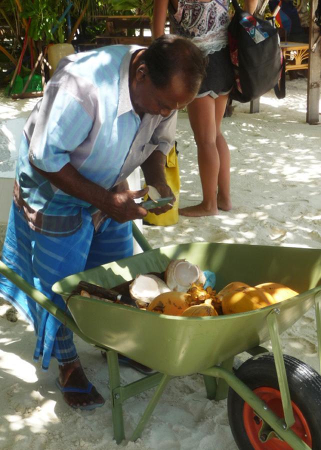 Golhaa View Inn By Tes Thulusdhoo Bagian luar foto